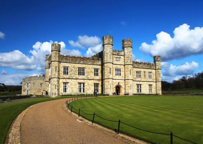 Leeds Castle Private Tour