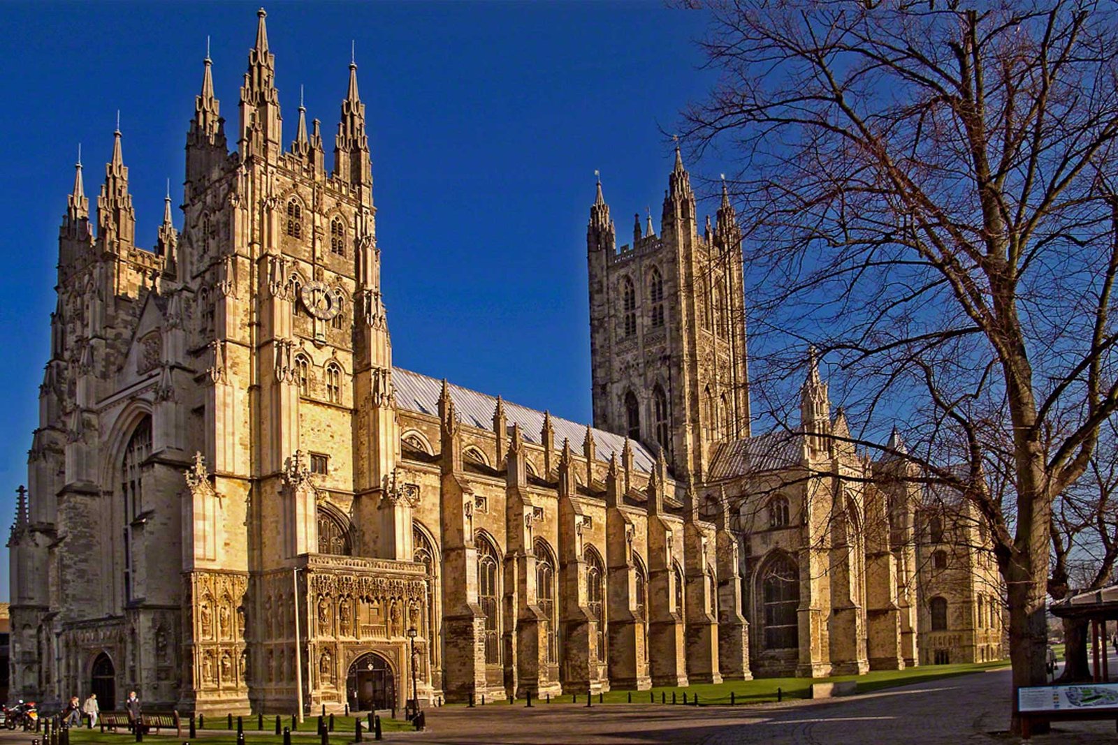 Canterbury Cathedral Wyrdlight