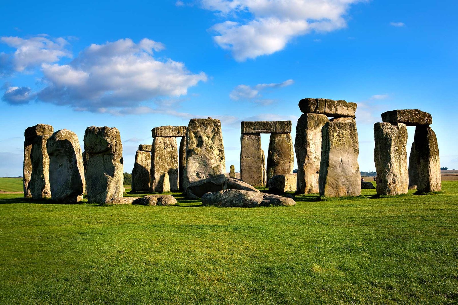 Stonehenge from London Country Tours